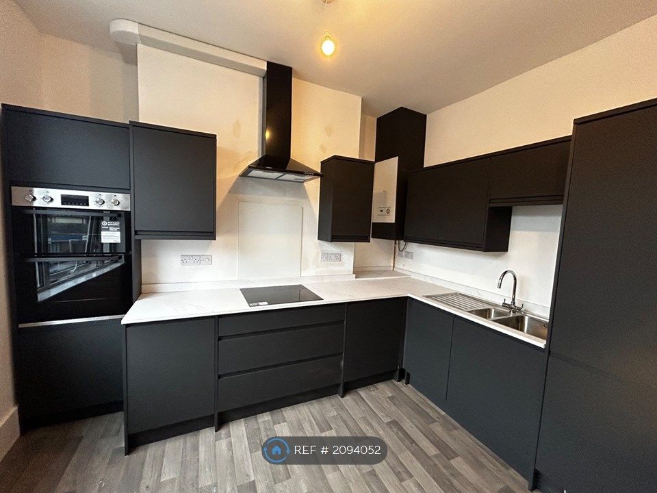 4 bed to rent in Old London Road, Hastings TN35, £1,395 pcm