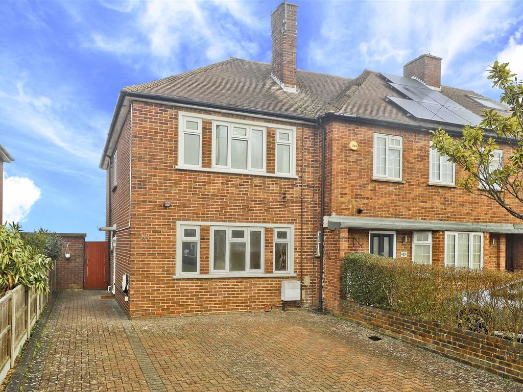 3 bed end terrace house for sale in Stafford Road, Ruislip HA4 Zoopla