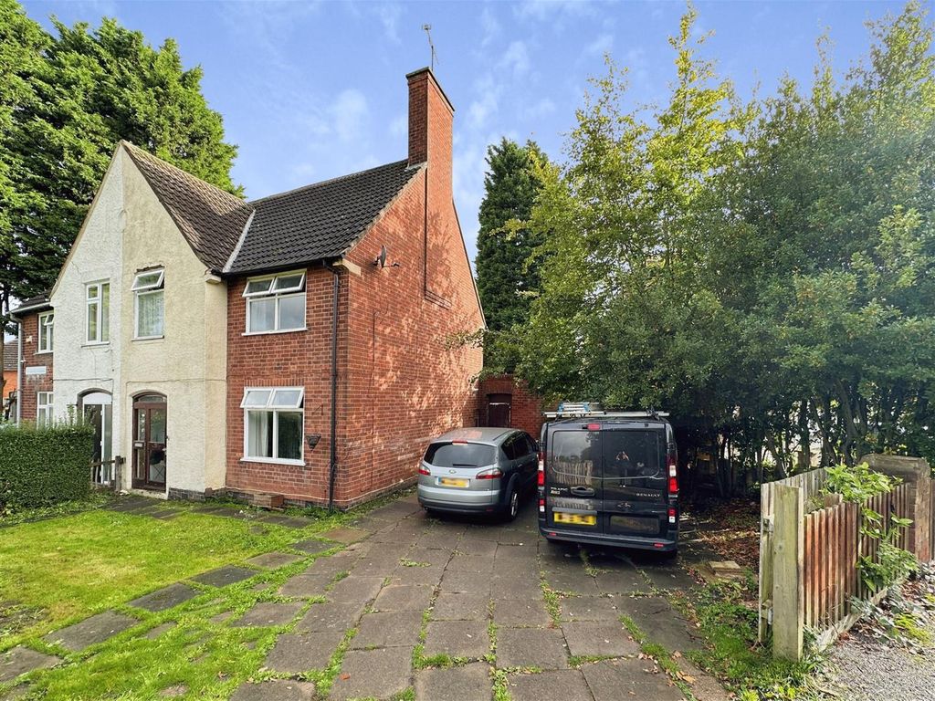3 bed semidetached house for sale in Gooding Avenue, Leicester LE3, £