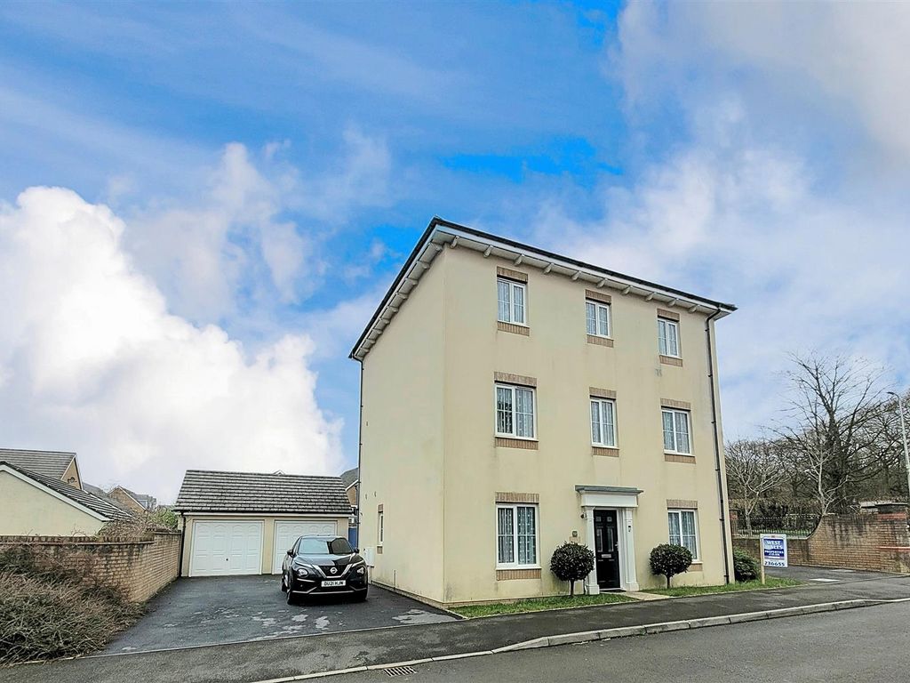 6 bed detached house for sale in Parc Y Garreg, Kidwelly SA17 Zoopla