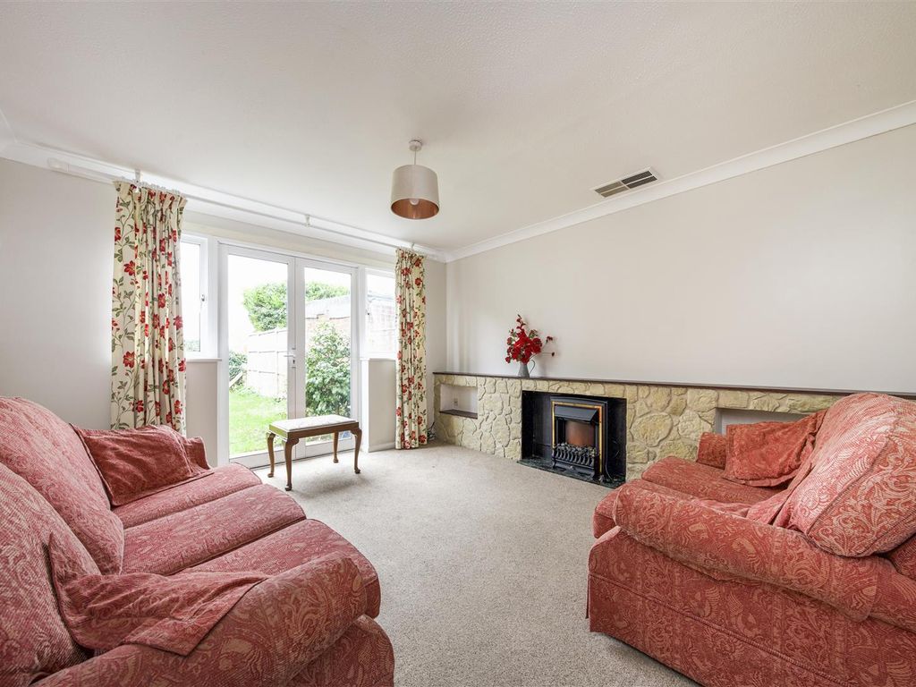 3 bed terraced house for sale in Dutton Way, Iver SL0, £425,000 Zoopla