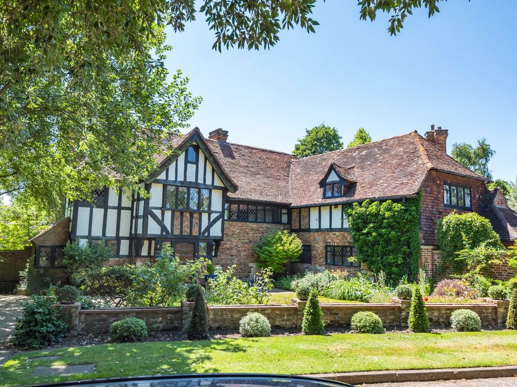 Camden Close, Chislehurst, Kent BR7  