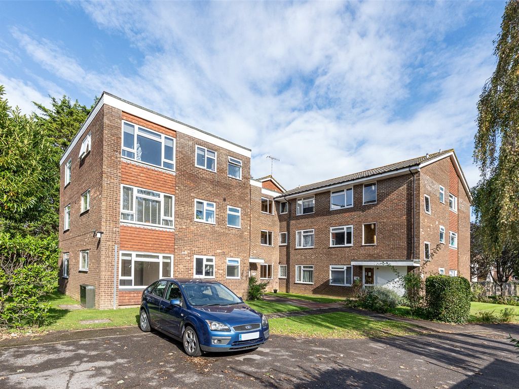 2 bed flat for sale in Broadwater Hall, South Farm Road, Worthing, West