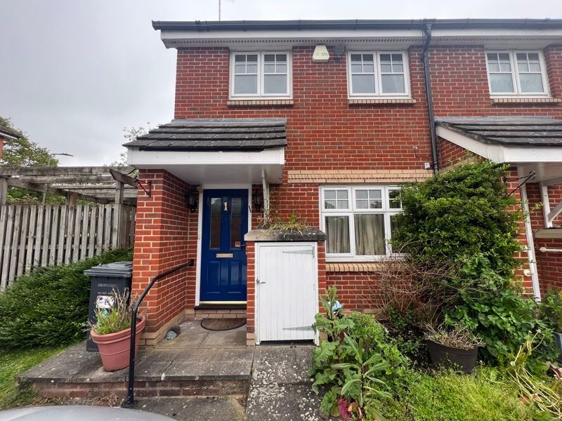 2 bed end terrace house for sale in Firethorn Close, Edgware HA8 Zoopla