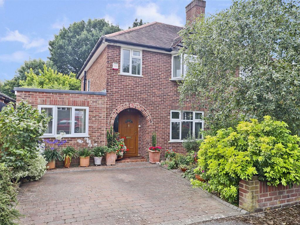 4 bed semidetached house for sale in Campden Road, Ickenham UB10 Zoopla
