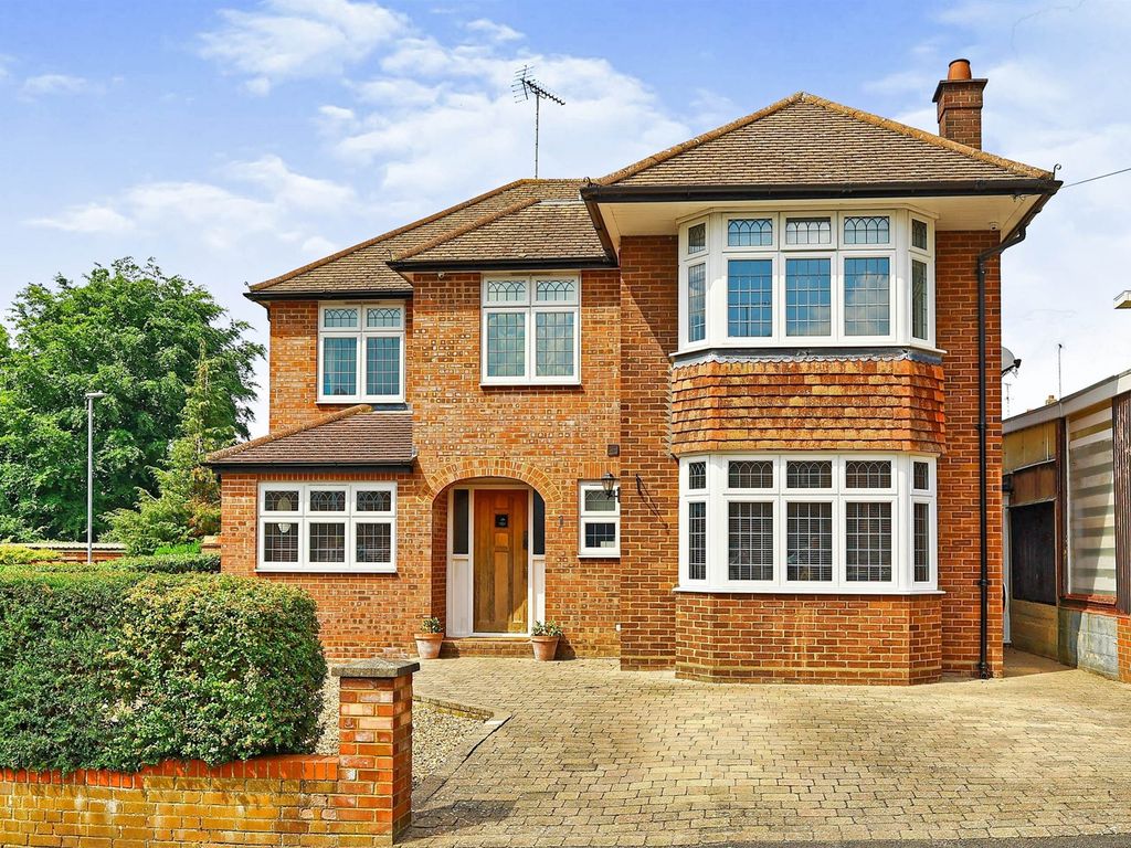 Honeygate, Luton LU2  