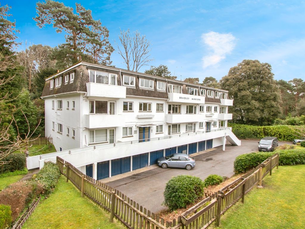2 bed flat for sale in Braidley Road, Bournemouth BH2, £230,000 Zoopla