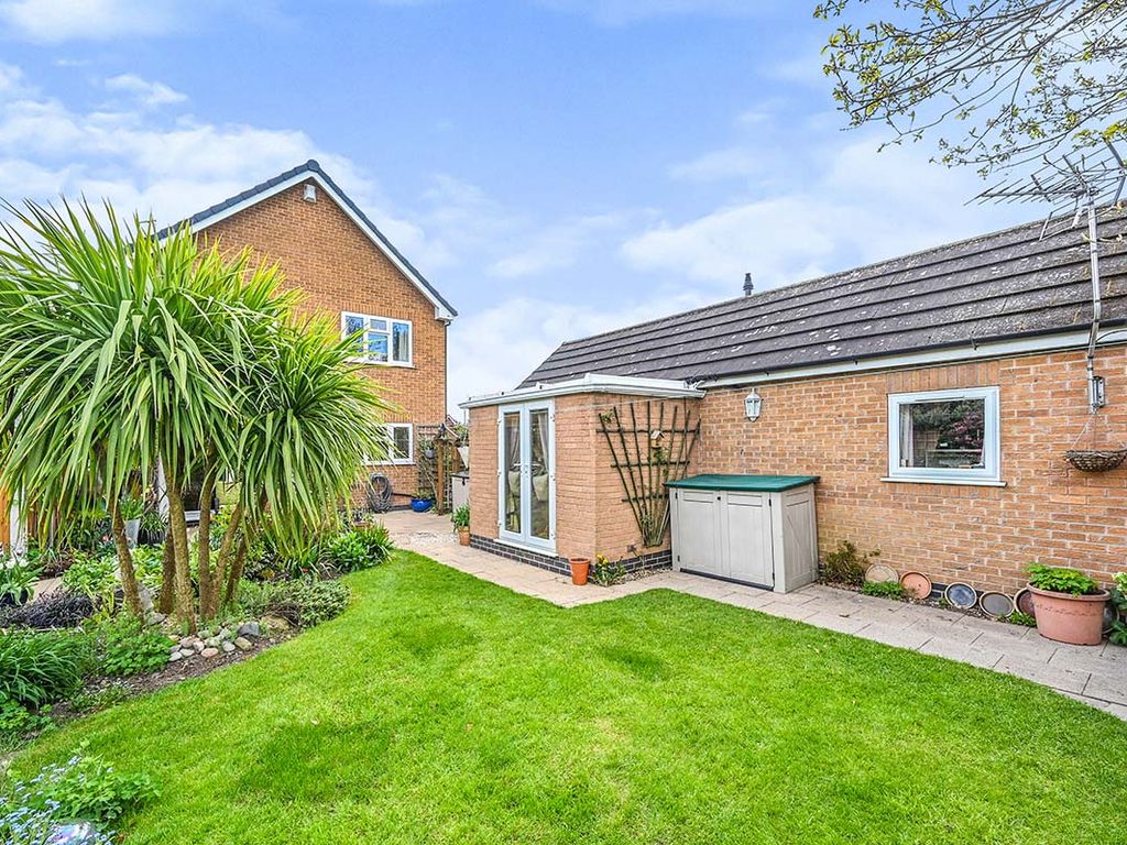 4 bed detached house for sale in Wilsthorpe Road, Breaston, Derby DE72