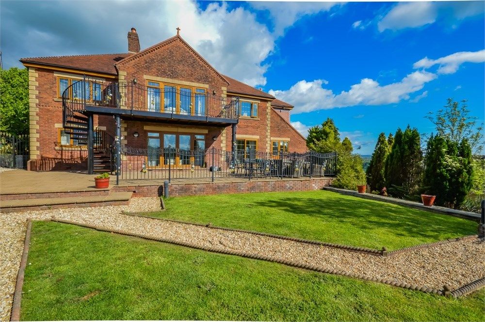 5 bed detached house for sale in Bronallt Road, Hendy, Pontarddulais