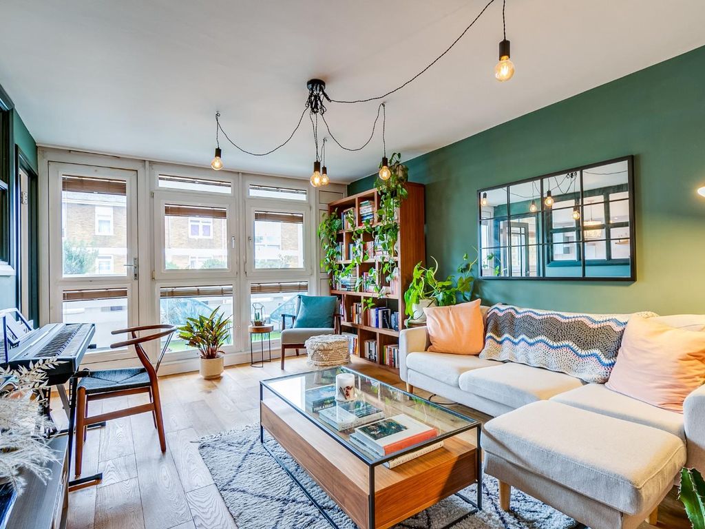 2 bed flat for sale in Nobel House, London SE5 Zoopla