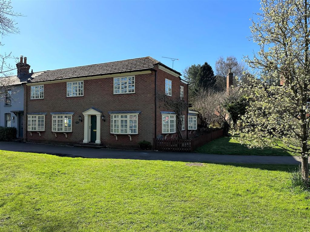3 bed semidetached house for sale in The Green, Elstead, Godalming GU8