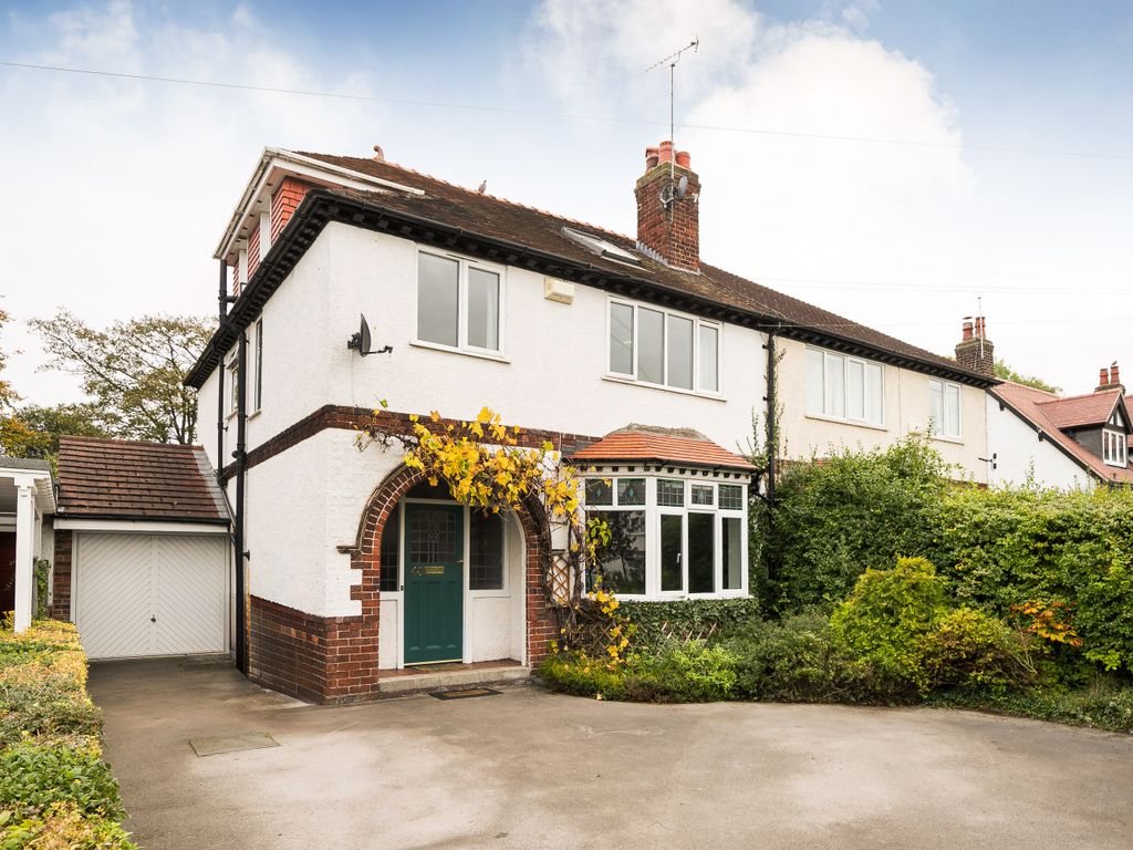 5 bed semidetached house for sale in Glan Aber Park, Chester CH4, £