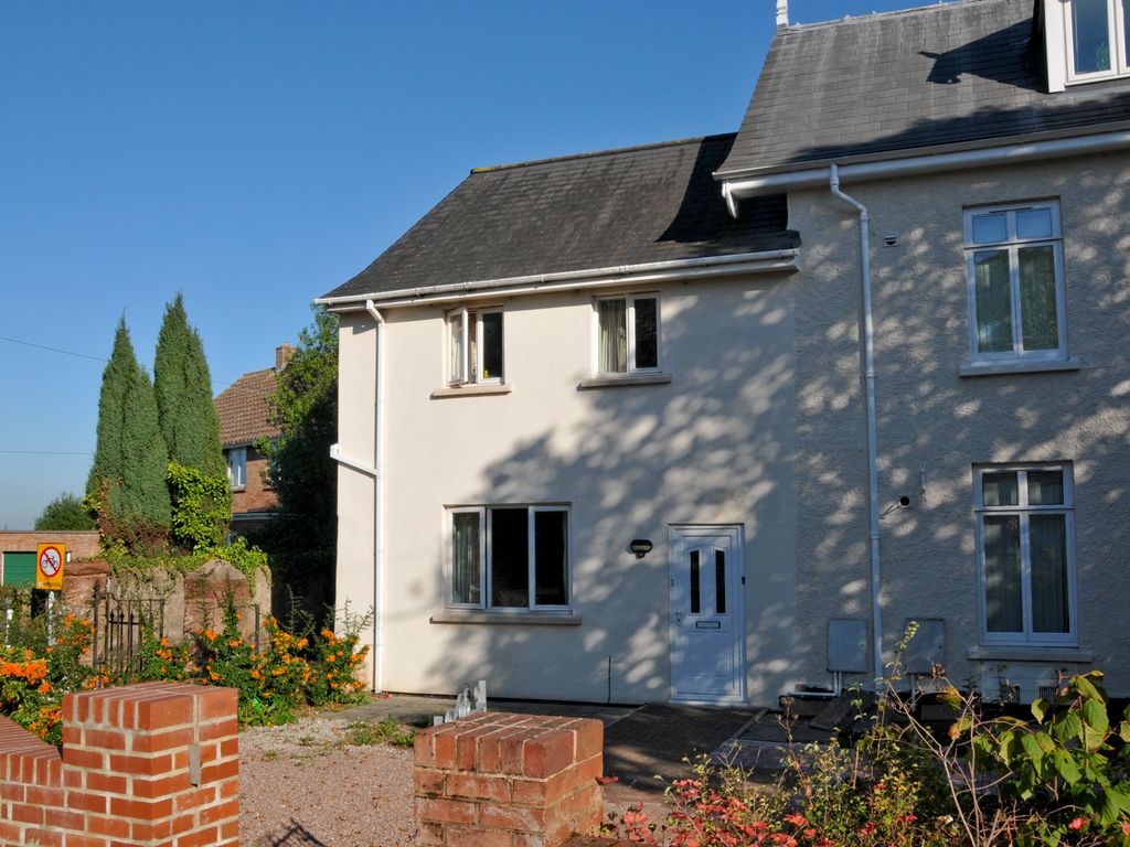 2 bed end terrace house to rent in Main Road, Exminster, Exeter EX6, £