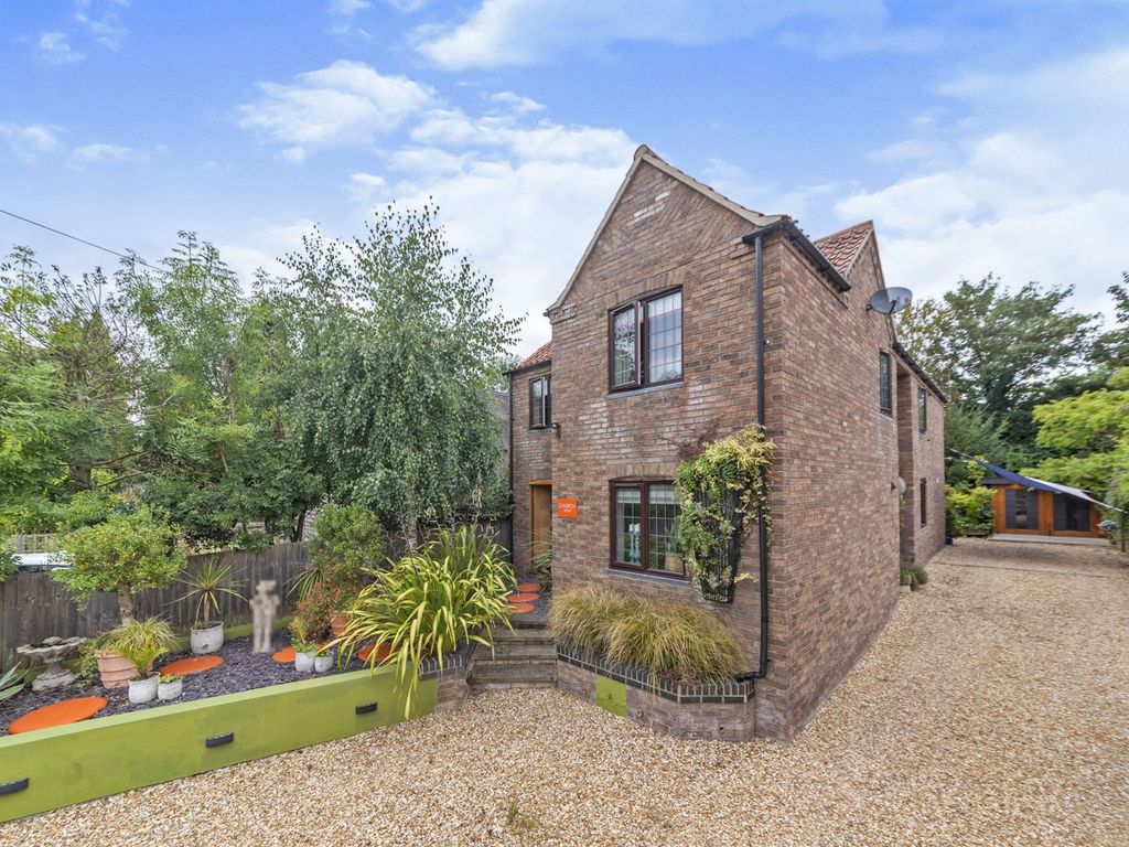 4 bed detached house for sale in Eastgate, NormantonOnTrent, Newark NG23 Zoopla