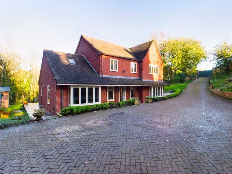 4 bed detached house for sale in The Knowle, Jackfield, Telford