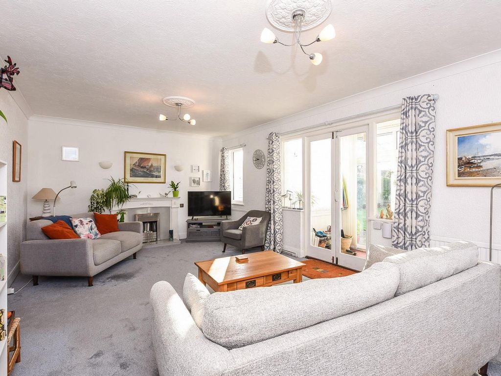 3 bed detached house for sale in Cakeham Road, West Wittering, Chichester PO20 Zoopla