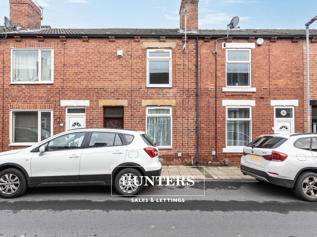 2 bed property for sale in Smawthorne Grove, Castleford WF10, £110,000