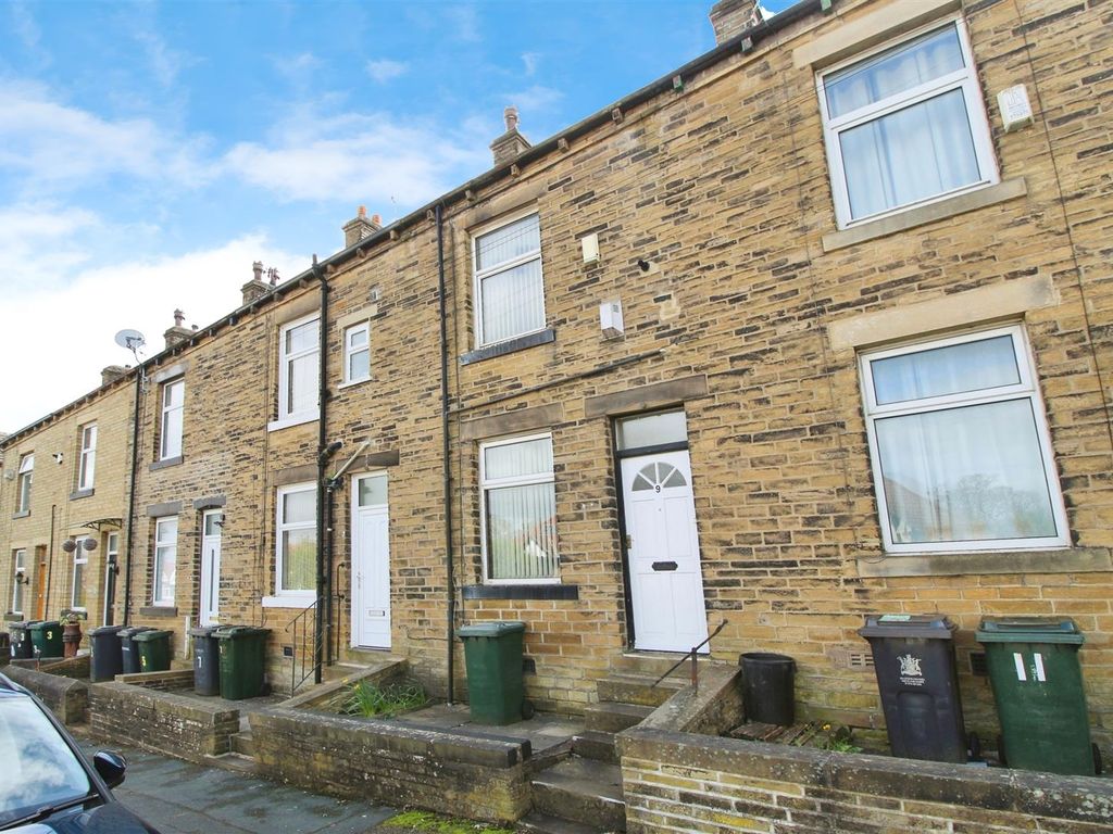 3 bed terraced house for sale in Windermere Road, Bradford BD7, £