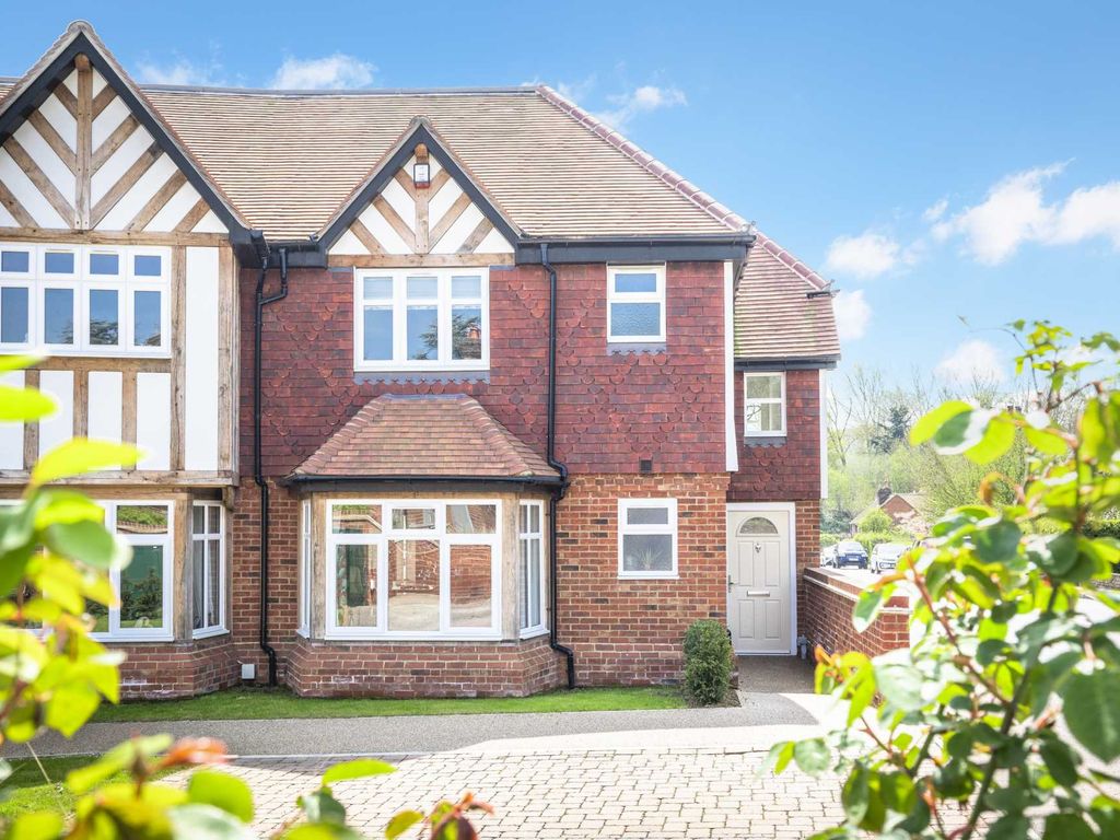 New home, 4 bed property for sale in Kiln Lane, Leigh, Tonbridge (Near