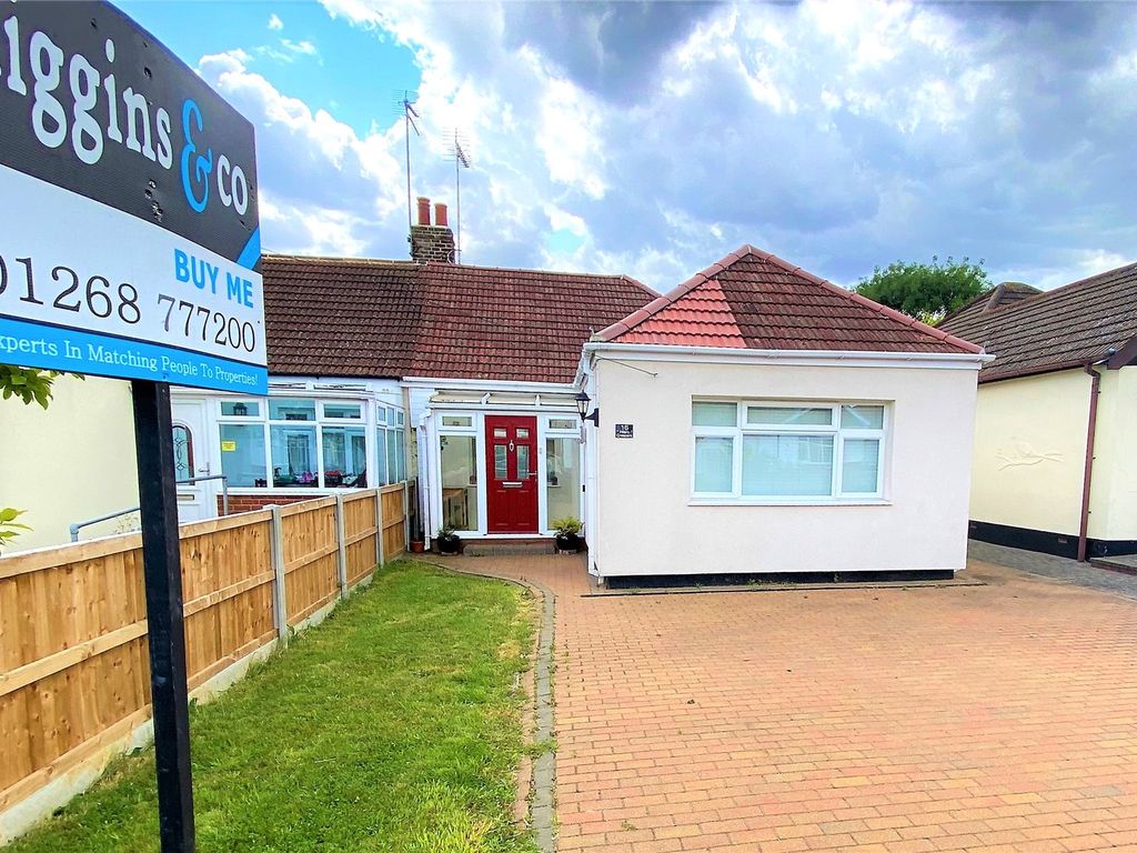 2 bed bungalow for sale in Hilary Crescent, Rayleigh, Essex SS6 Zoopla