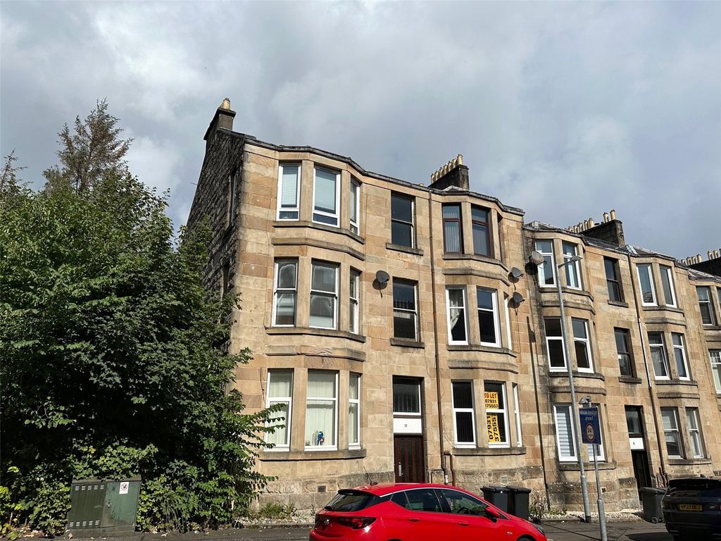 1 bed flat for sale in Brachelston Street, Greenock PA16, £32,000 Zoopla