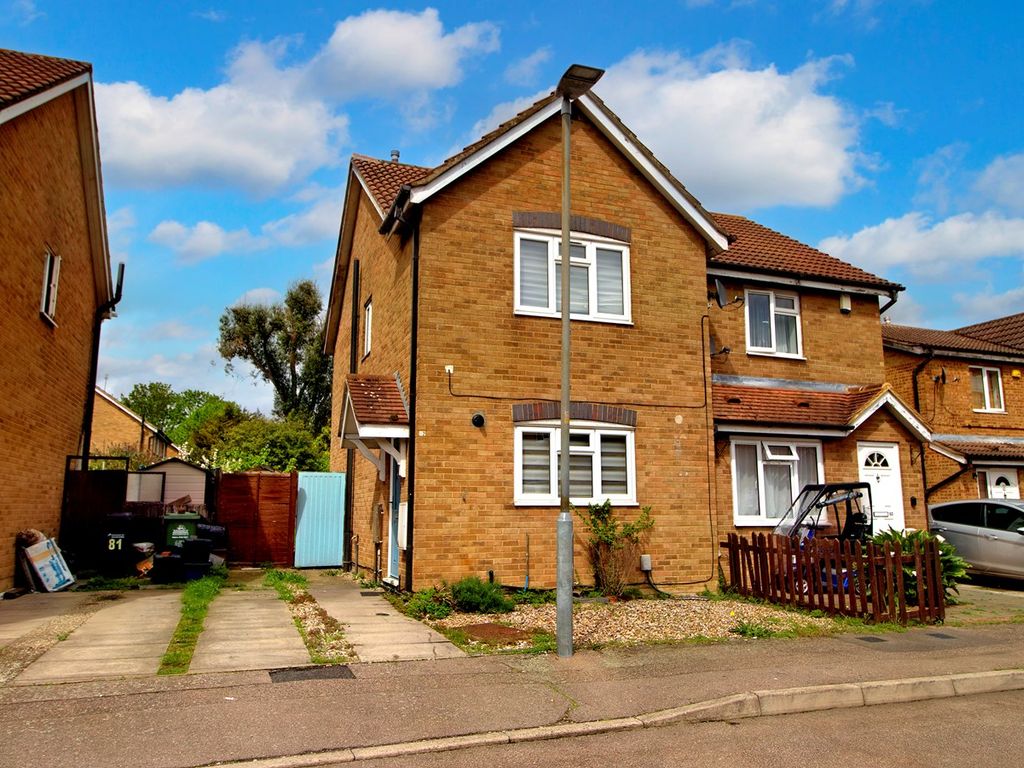 3 bed semidetached house for sale in Teresa Gardens, Waltham Cross EN8