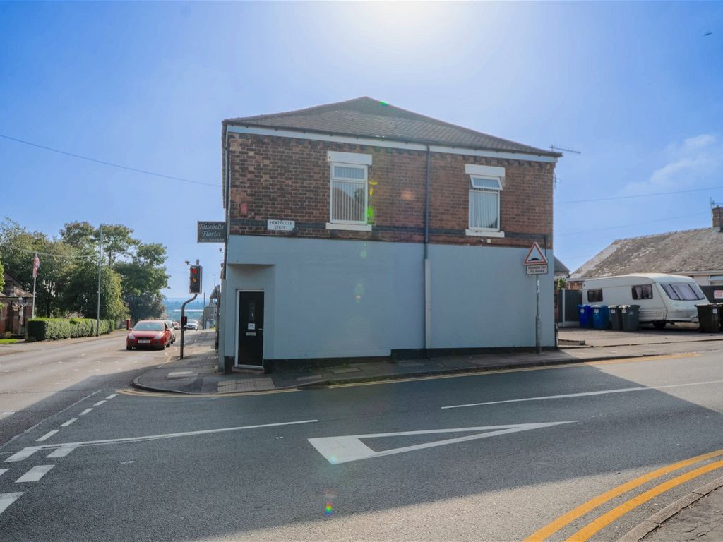 5 bed end terrace house for sale in Anchor Road, Adderley Green, Stoke