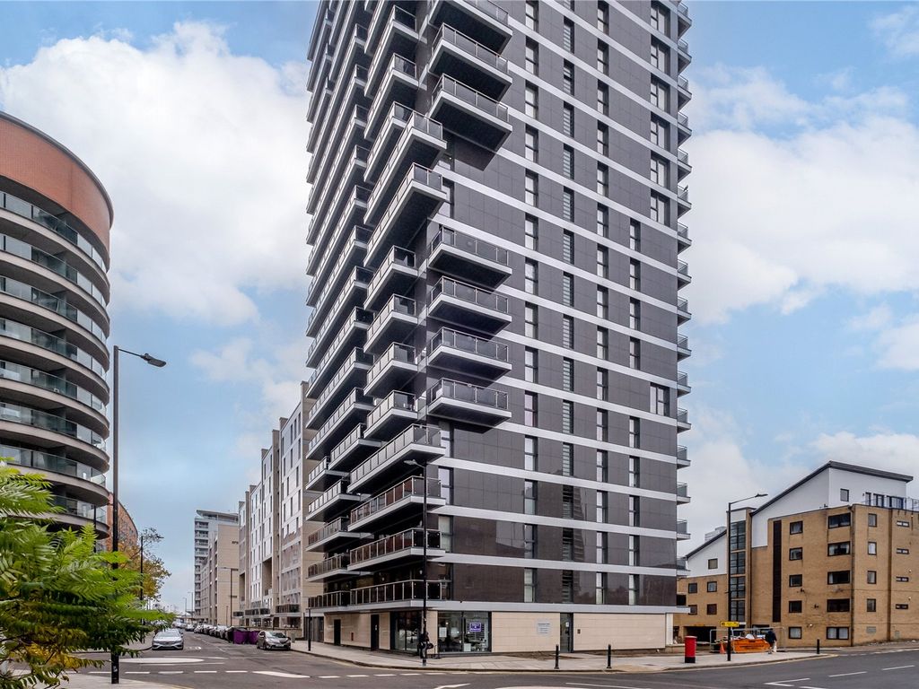 Province Square, London E14  