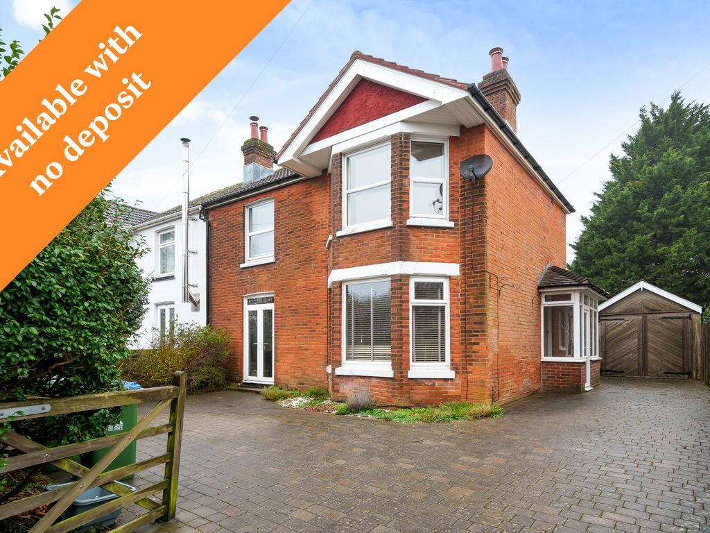 3 bed semidetached house to rent in Winchester Road, Southampton