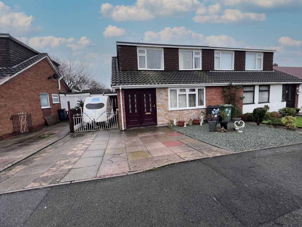 3 bed semidetached house for sale in Lonsdale Close, Willenhall WV12 Zoopla