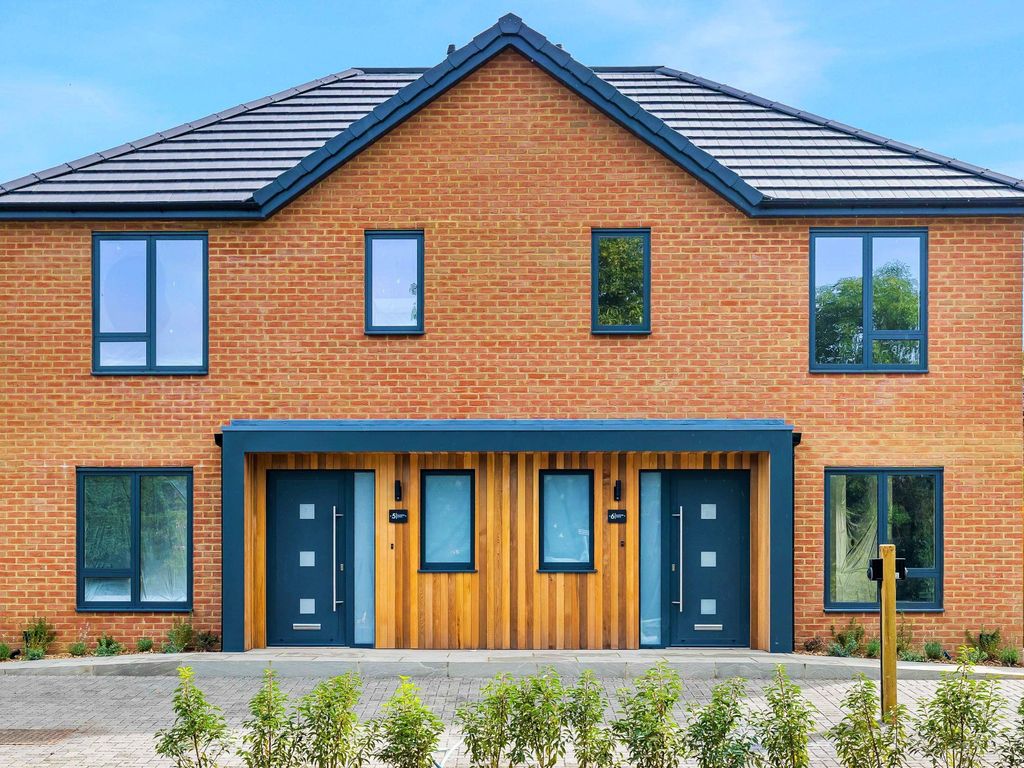 New home, 3 bed semidetached house for sale in Ref Sb Reigate Road