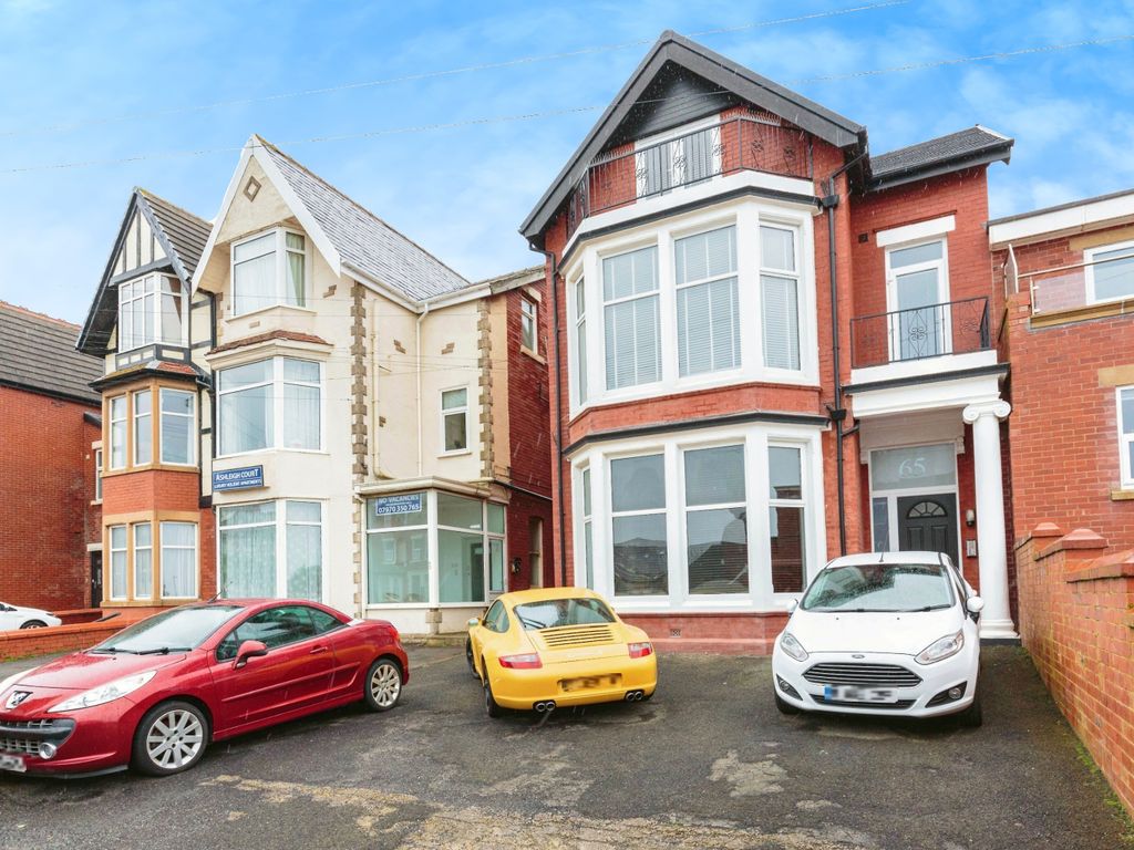 1 bed flat for sale in Lightburne Avenue, Lytham St. Annes, Lancashire