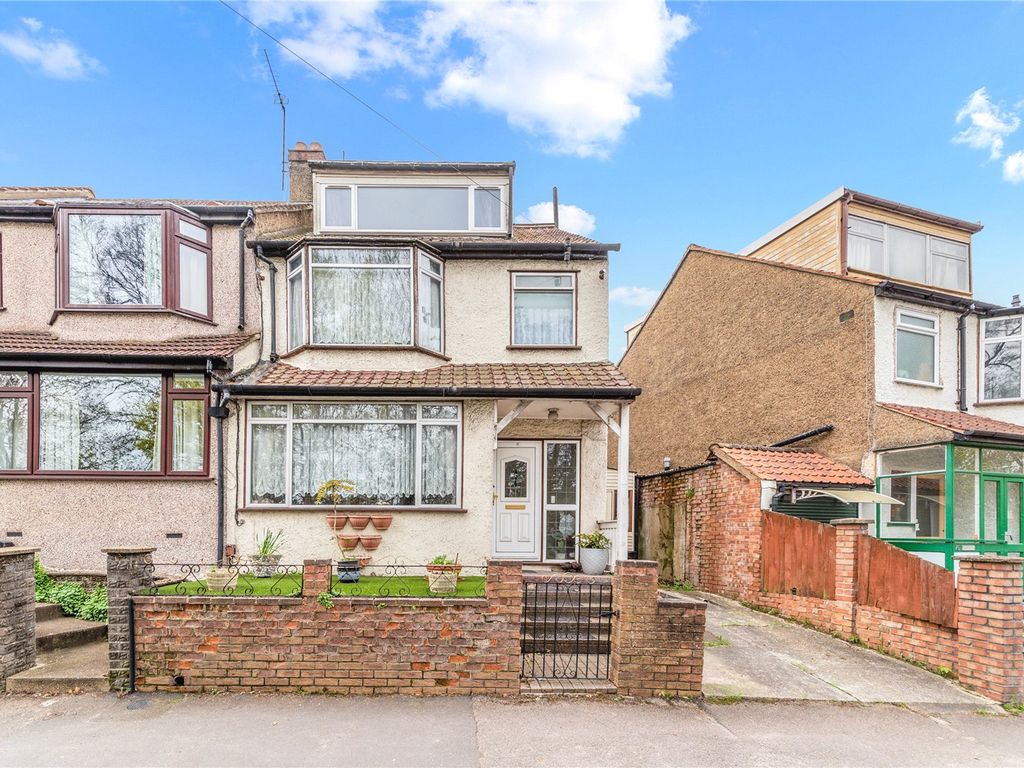 4 bed end terrace house for sale in Guy Road, Wallington SM6 Zoopla