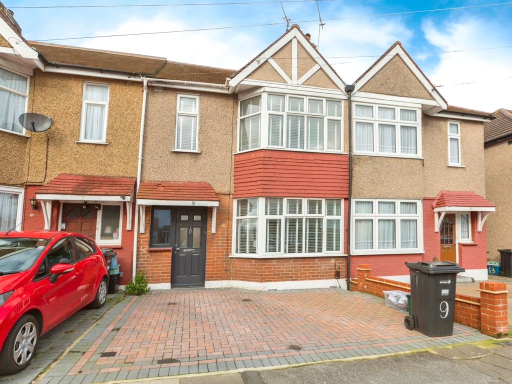3 bed terraced house for sale in Trelawney Road, Ilford, Essex IG6, £500,000 Zoopla