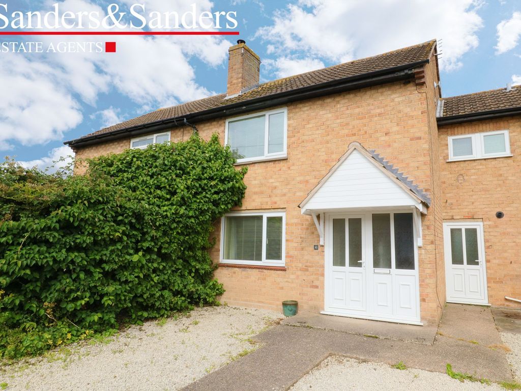 3 bed terraced house for sale in Castle Road, Alcester B49, £265,000