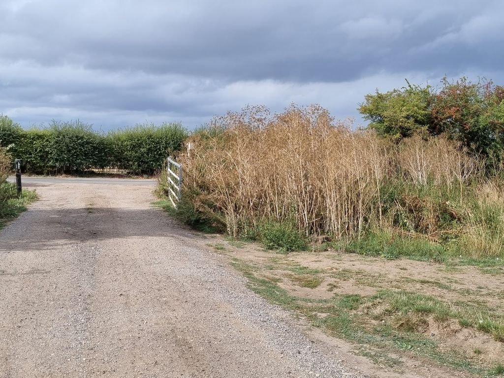 Land for sale in Wallingford Road, Wallingford OX10, £6,900 Zoopla