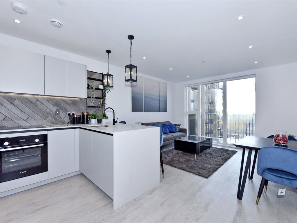 2 bed flat to rent in Artesian House, Memorial Avenue, Slough SL1 Zoopla