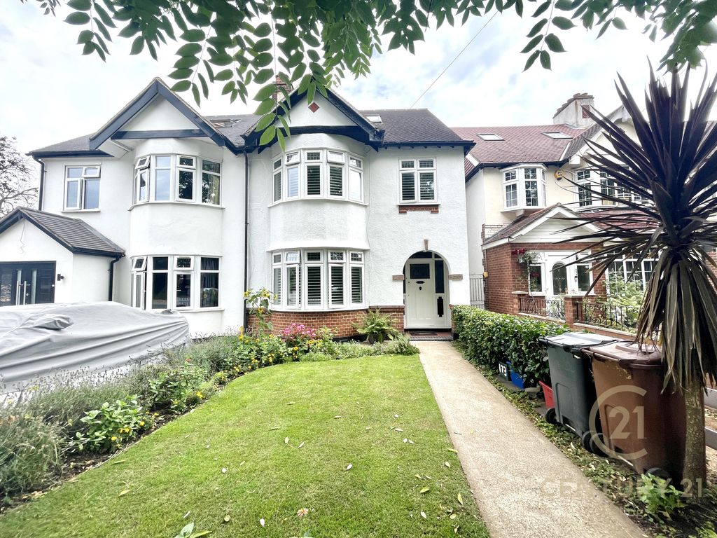 4 bed semidetached house for sale in Syon Lane, Isleworth TW7 Zoopla