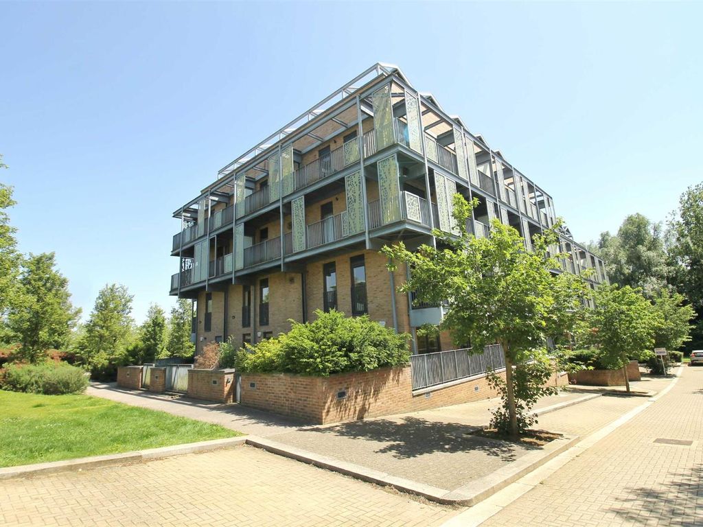 2 bed flat to rent in Dalgin Place, Campbell Park, Milton Keynes MK9, £
