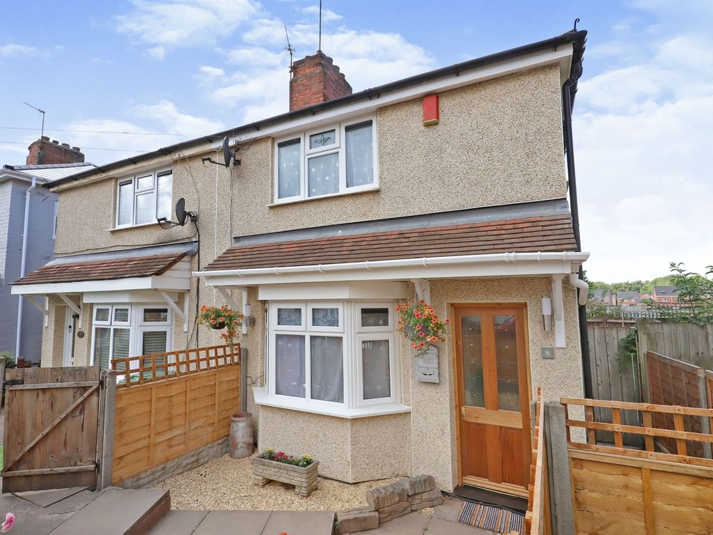 2 bed semidetached house for sale in Talbot Place, Bilston WV14 Zoopla