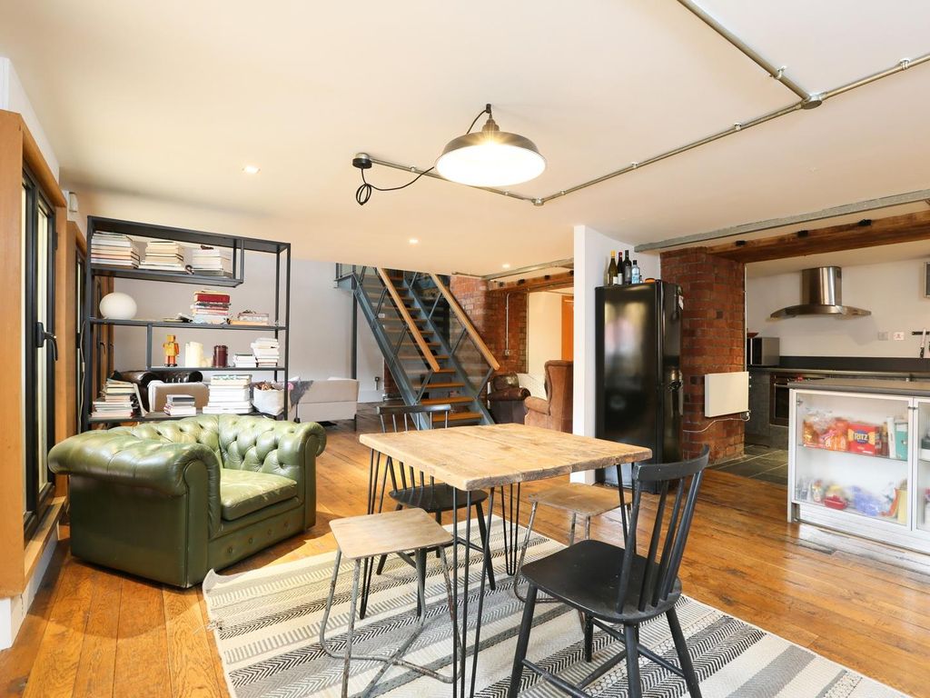 2 bed for sale in Queen Charlotte Street, Bristol BS1 Zoopla