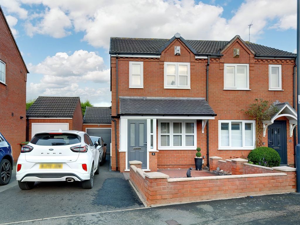 2 bed semidetached house for sale in Birchwood Avenue, Dordon