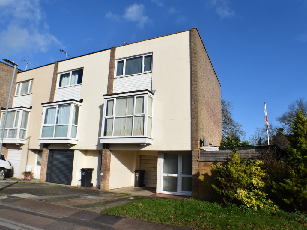 3 bed town house to rent in Chepstow Avenue, Bridgwater TA6 Zoopla