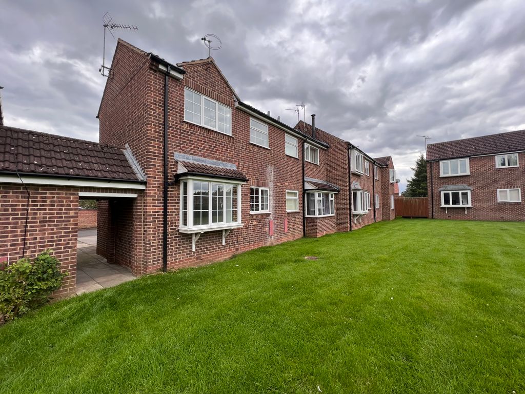 1 bed terraced house for sale in The Chase, Boroughbridge, York YO51, £