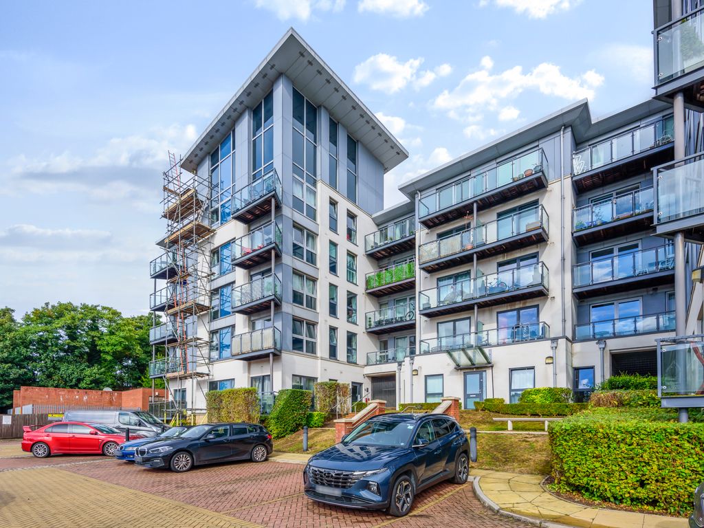 2 bed flat for sale in Mckenzie Court, Maidstone ME14 Zoopla