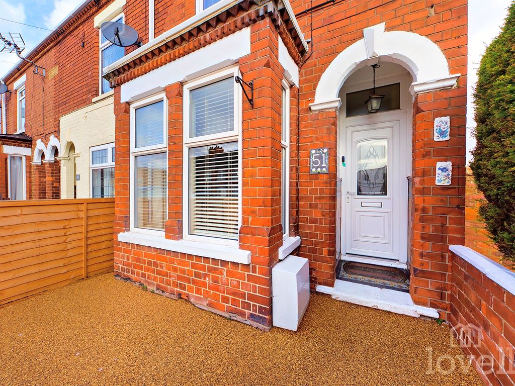 2 bed end terrace house for sale in Butts Road, BartonUponHumber DN18 Zoopla
