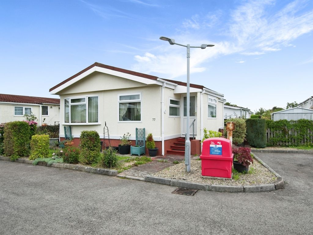 3 bed mobile/park home for sale in Lighthouse Park, St. Brides