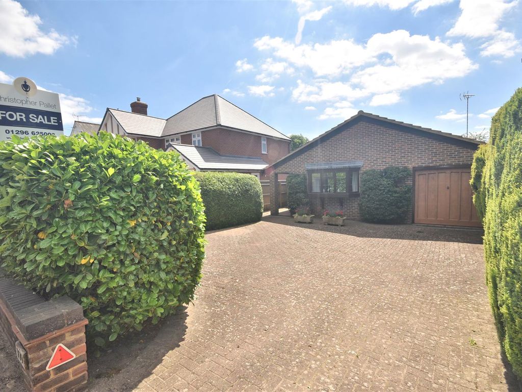 2 bed detached bungalow for sale in Wendover Road, Stoke Mandeville