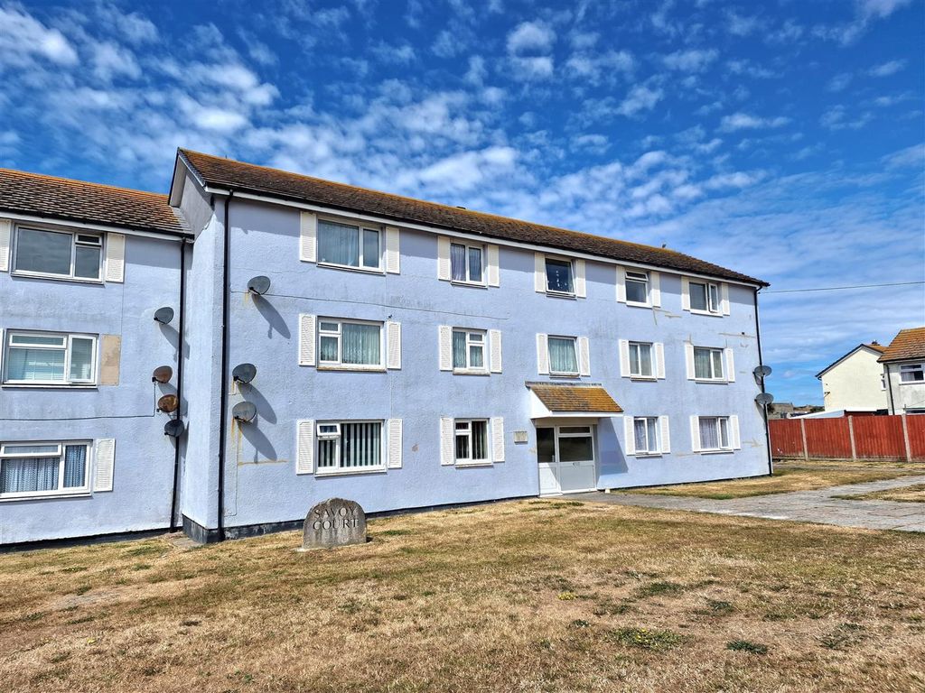 2 bed flat for sale in Savoy Court, Weston, Portland DT5 Zoopla