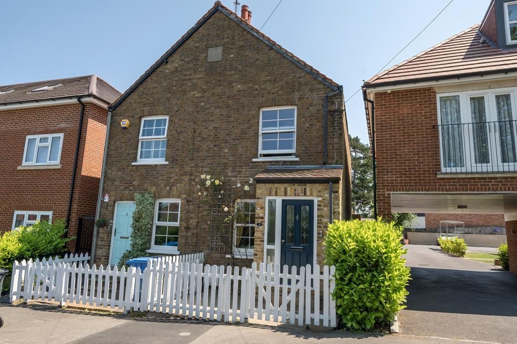 2 bed semidetached house for sale in Windsor, Berkshire SL4 Zoopla